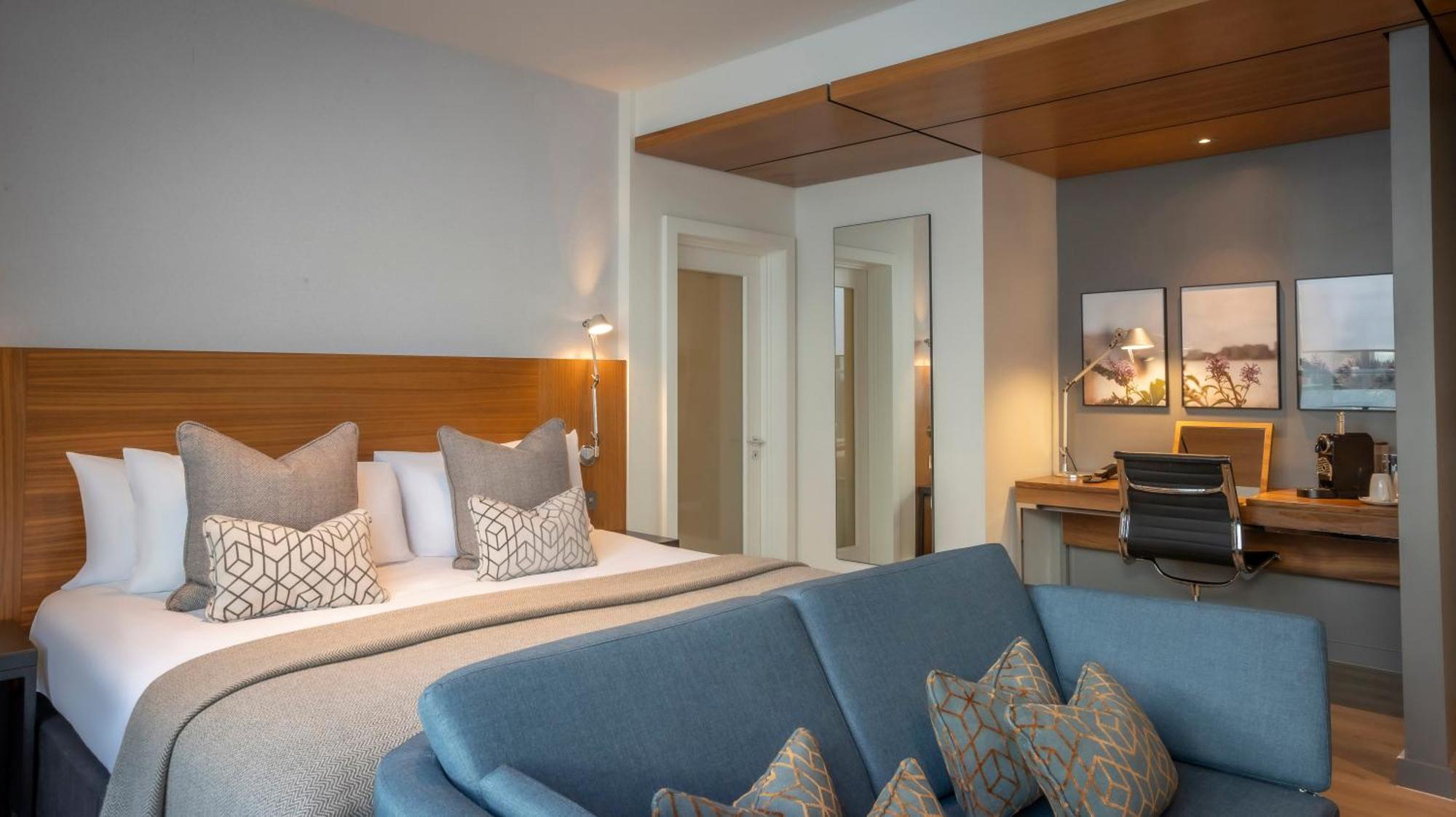 Clayton Hotel London Wall Bagian luar foto