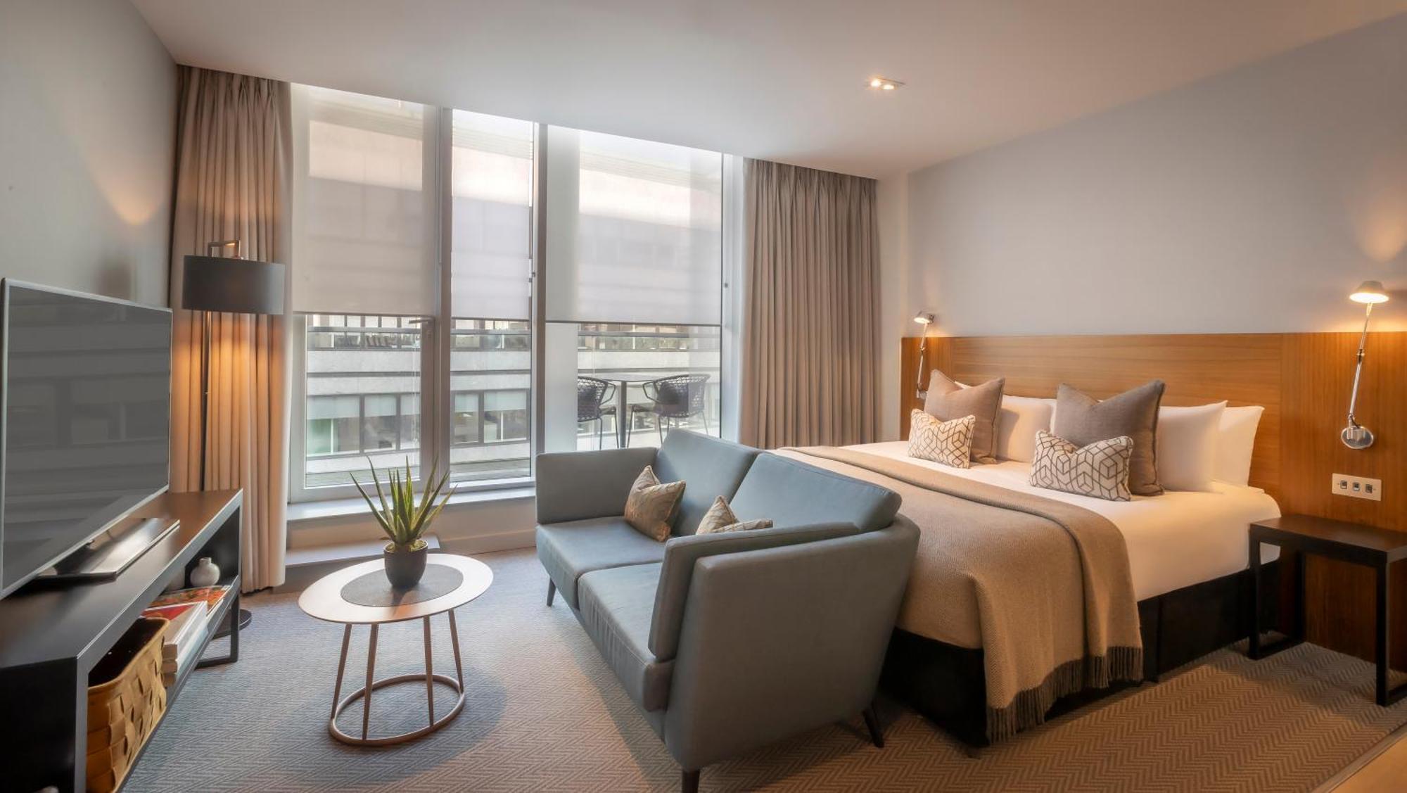 Clayton Hotel London Wall Bagian luar foto